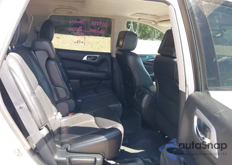 2015 Nissan Pathfinder Platinum z USA, uszkodzony, nr VIN 5N1AR2MM2FC672759